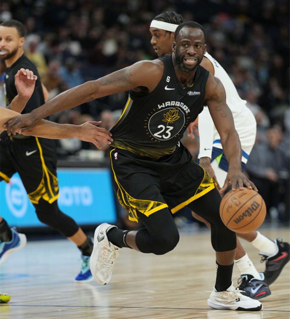 包含波尔多主场-逼平对手，难分胜负的词条