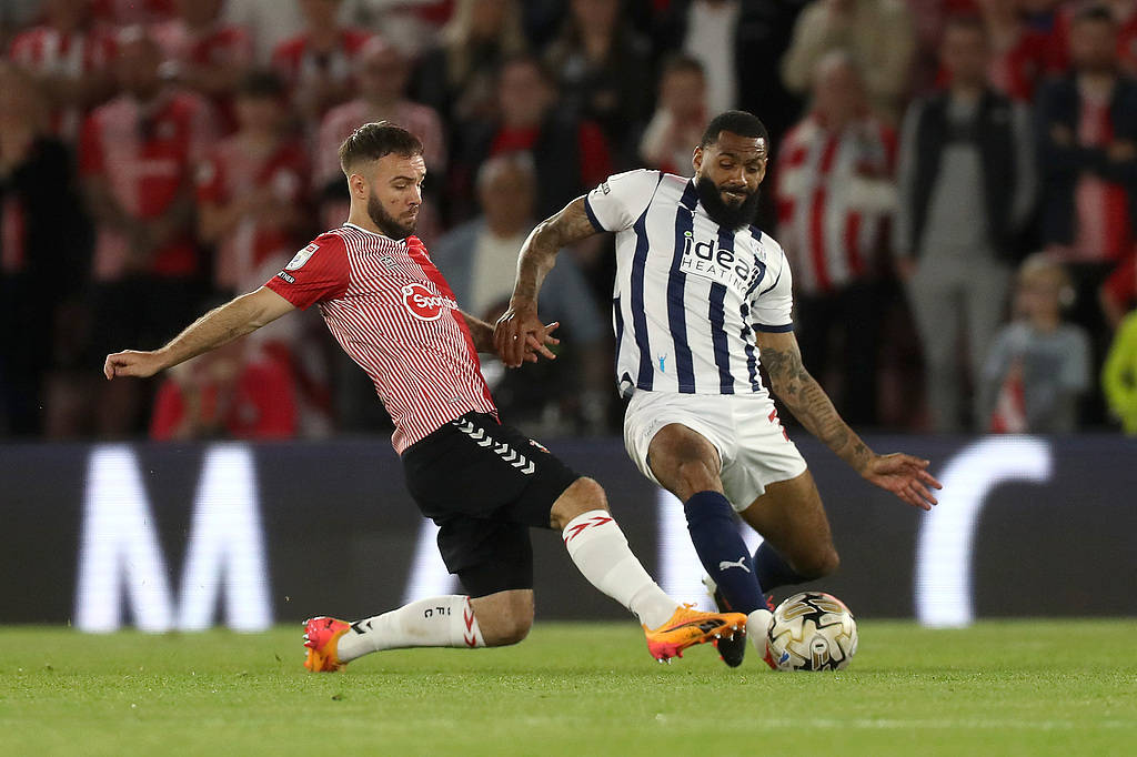 南安普顿主场击败狼队，喜迎联赛胜利