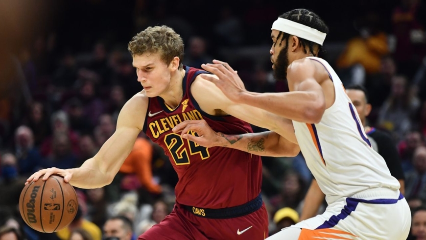 山西队险胜骑士，布克扛起全队