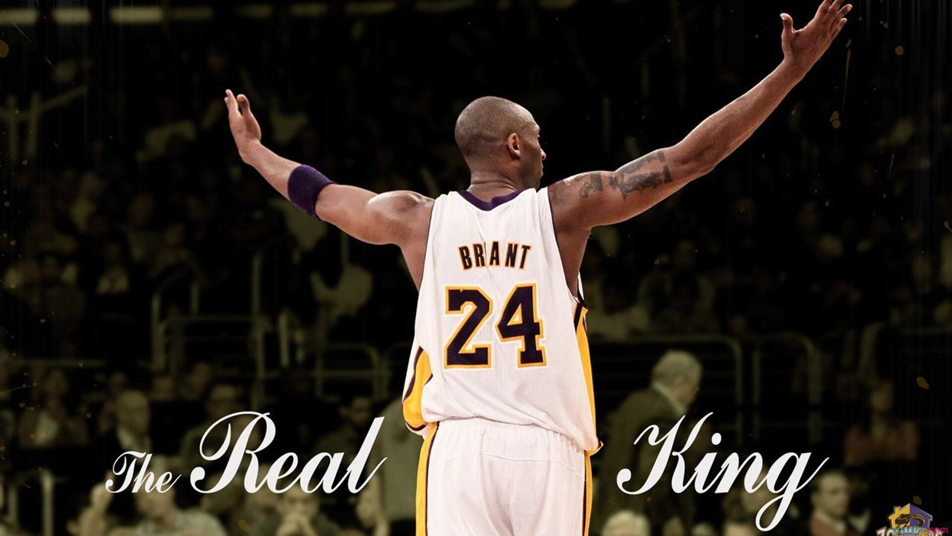 极速之夜,绿茵与赛道交相辉映,F1揭幕战之夜,格列兹曼跨界闪耀全场