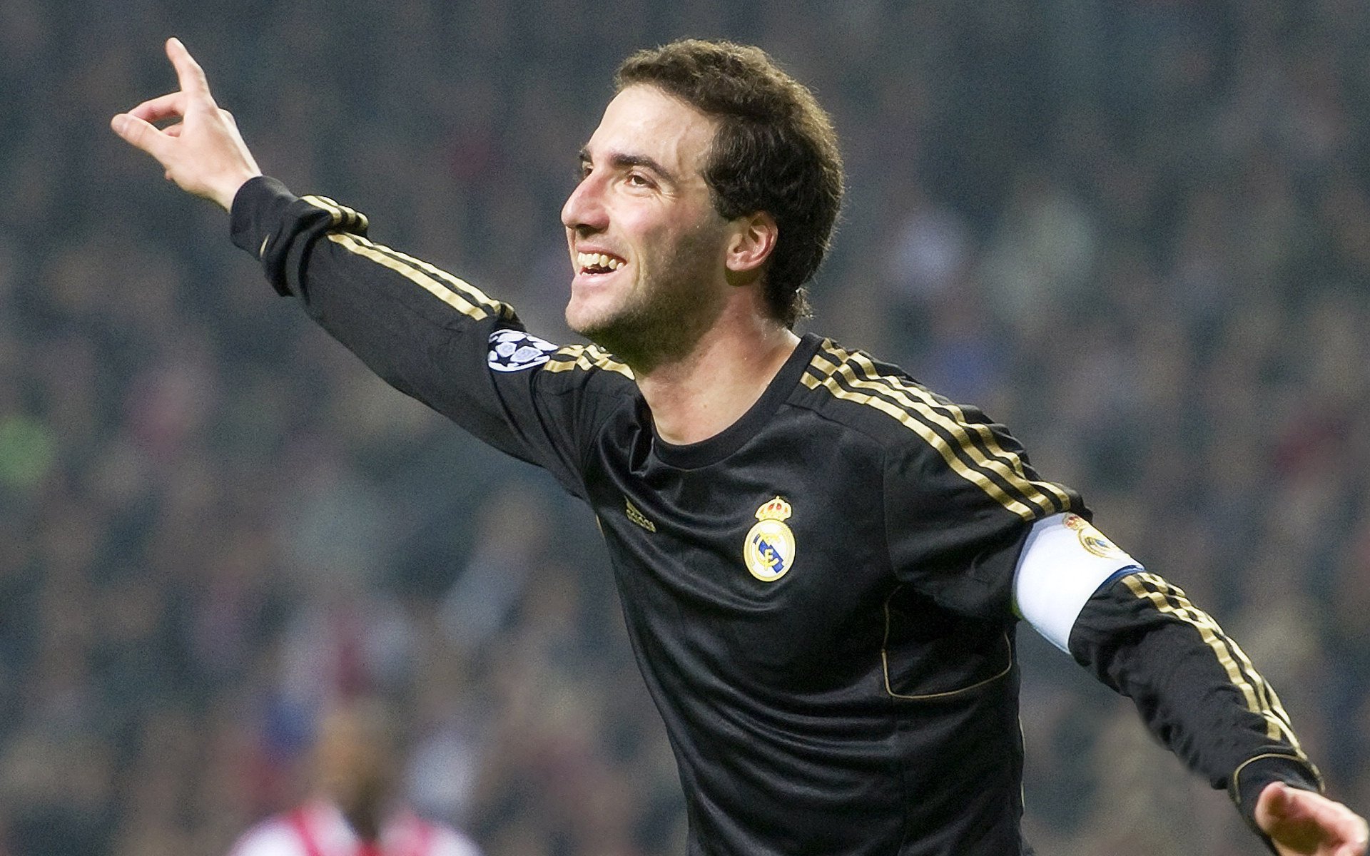 奥纳纳神级扑救锁定胜局,利物浦压哨绝杀亚特兰大演绎欧冠经典